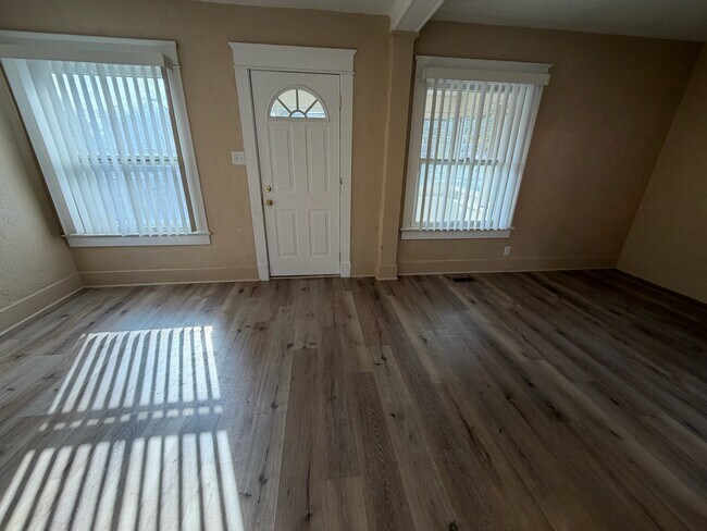 Foto del edificio - 1010 Ute Ave