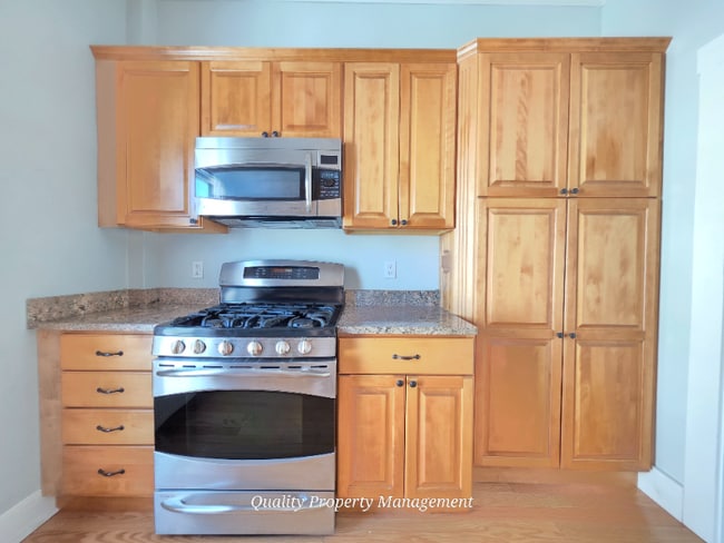 Building Photo - 157 Broadway