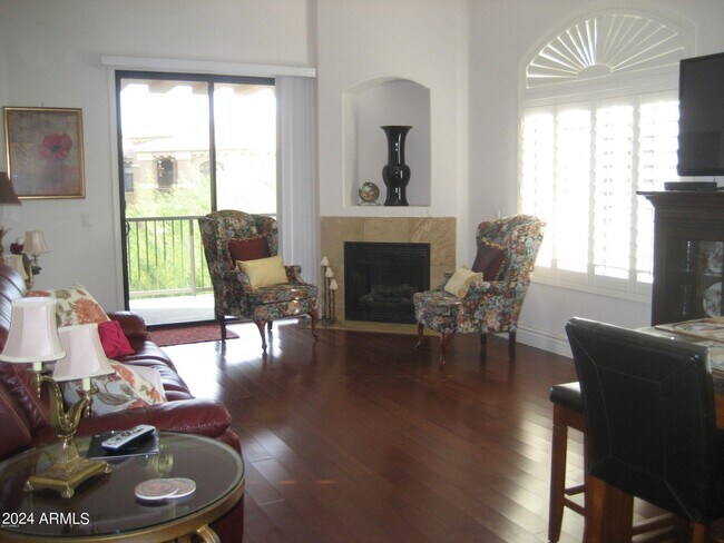 Foto del edificio - 11640 N Tatum Blvd