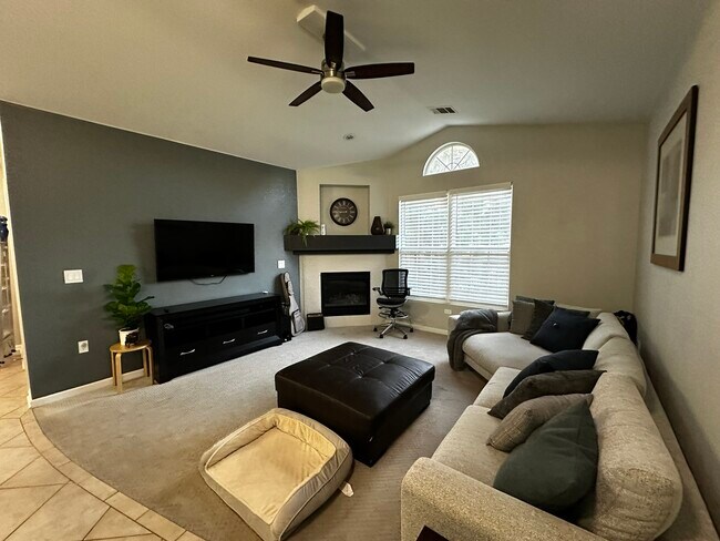 Building Photo - 4045 S Crystal Cir