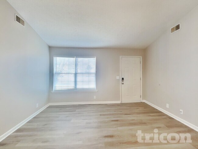 Foto del edificio - 1110 Nahanee Ct