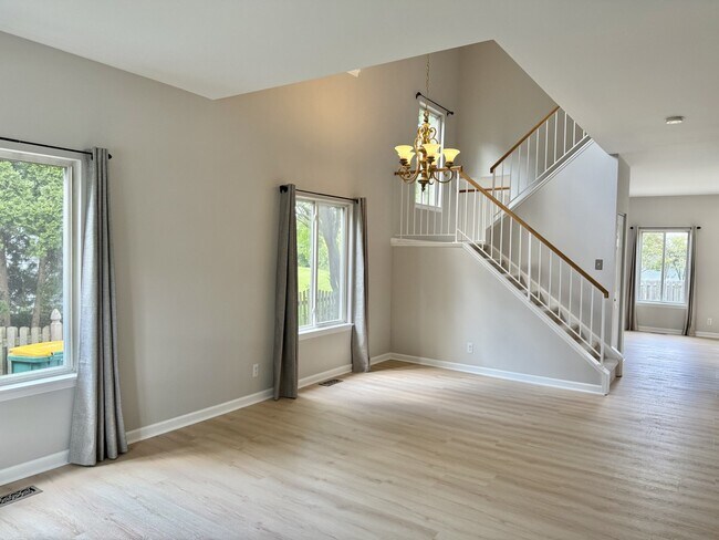 Foto del edificio - 21248 Edison Ln