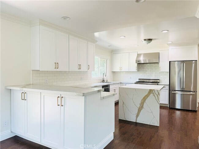 Foto del edificio - 23861 Crosson Dr