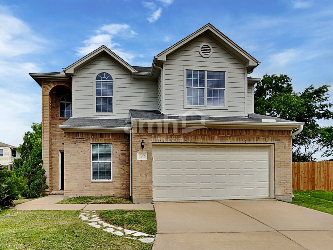 Foto principal - 10006 Tulip Trails Ct