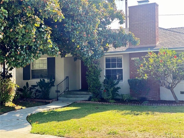Foto del edificio - 1505 N Rosewood Ave