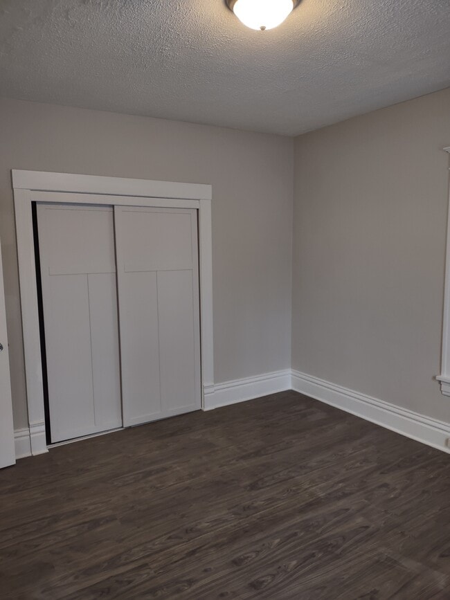 First bedroom - 524 Spruce St