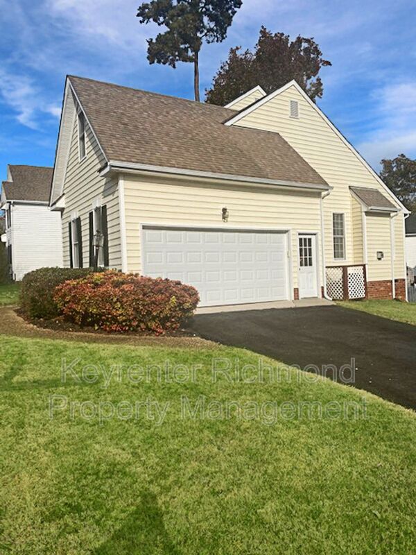 Foto del edificio - 13718 Biggin Pond Ln