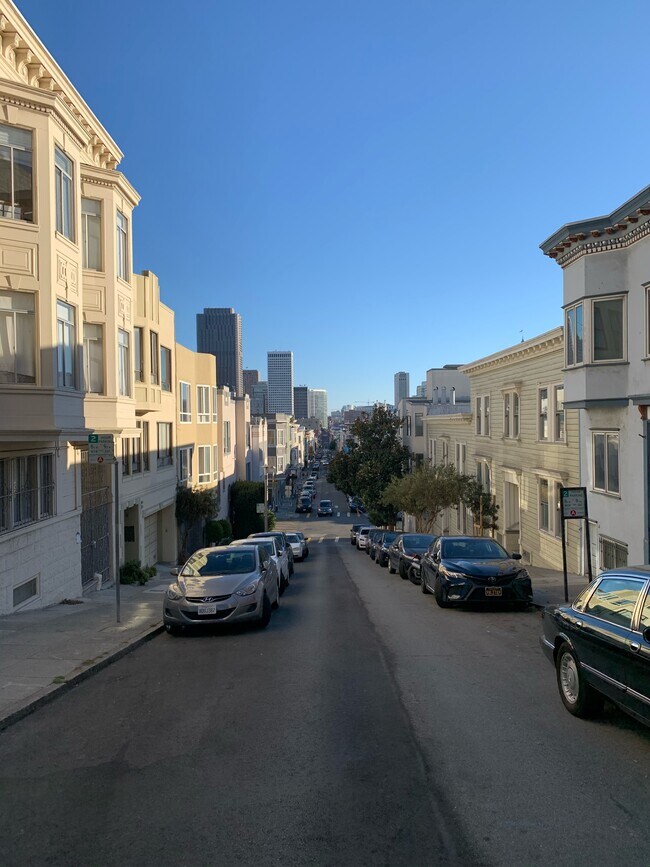 Foto del edificio - 1650 Grant Ave