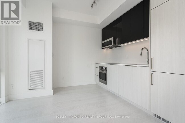 Photo du bâtiment - 308 Jarvis St