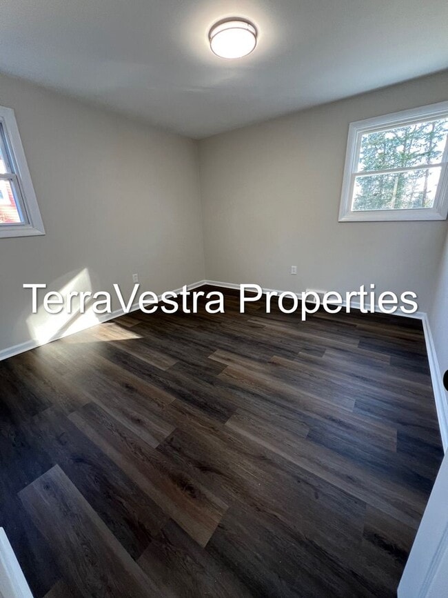 Building Photo - 3 Bed Single Family in Clayton! Eligible for $500 Security Deposit.