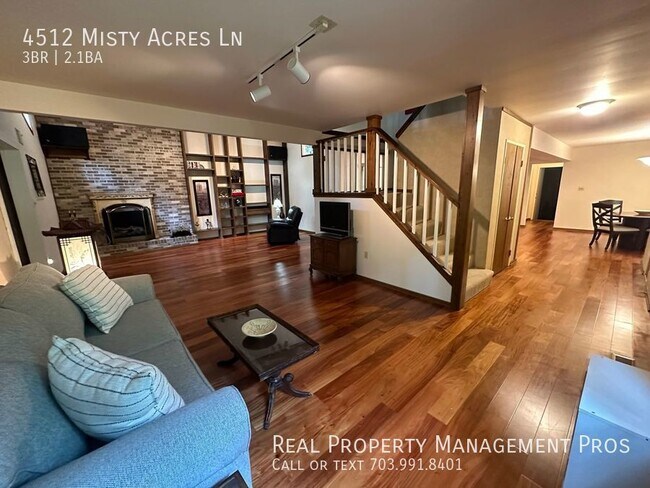 Foto del edificio - 4512 Misty Acres Ln