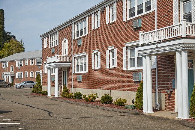 Foto del edificio - 299-1299 Ellsworth St