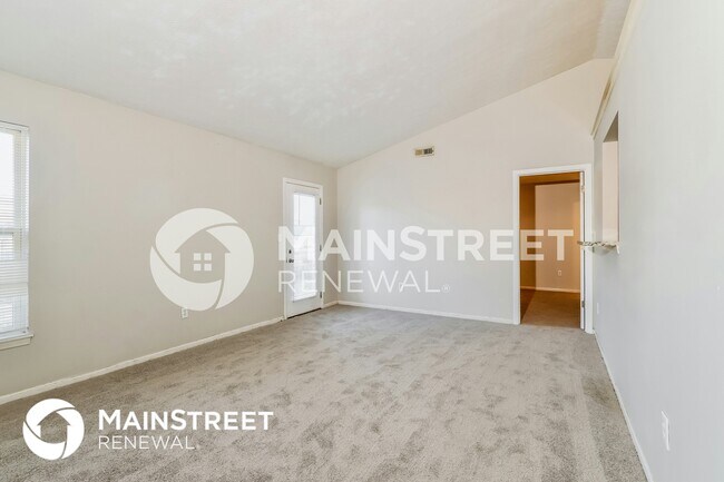 Foto del edificio - 9611 Combs Ln