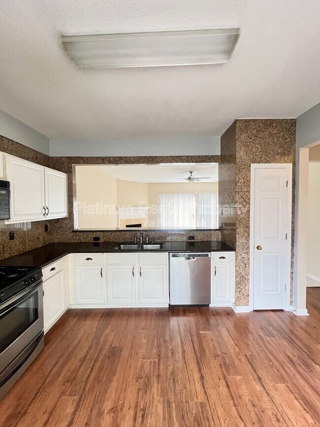 Building Photo - 5544 Reps Trce