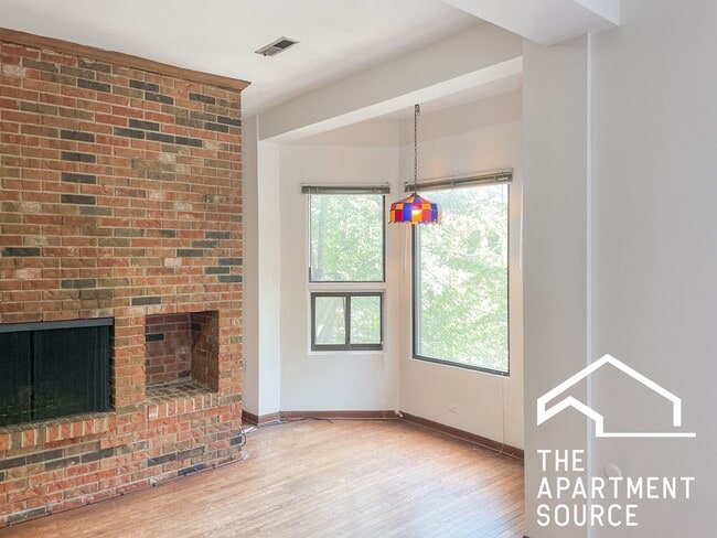 Photo - 875 W Lill Ave Apartment