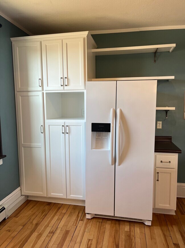 Foto del edificio - 415 E Saint Germain St