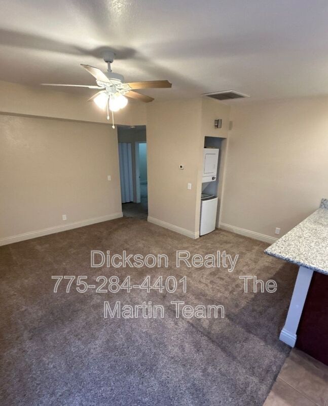 Building Photo - 480 Sunshine Ln