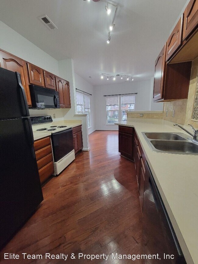 Foto del edificio - 3 br, 2.5 bath House - 5356 Jocelyn Lane
