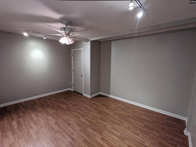 Foto del edificio - 1071 Sandy Cir