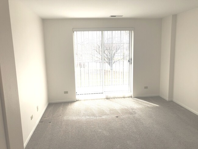 Building Photo - 540 Biesterfield Rd