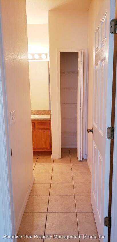 Primary Photo - 3 br, 2 bath House - 648 Madina Circle