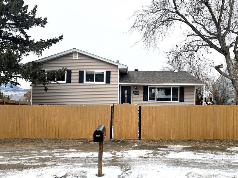 1828 Choteau St, Helena, MT 59601 House Rental in Helena, MT