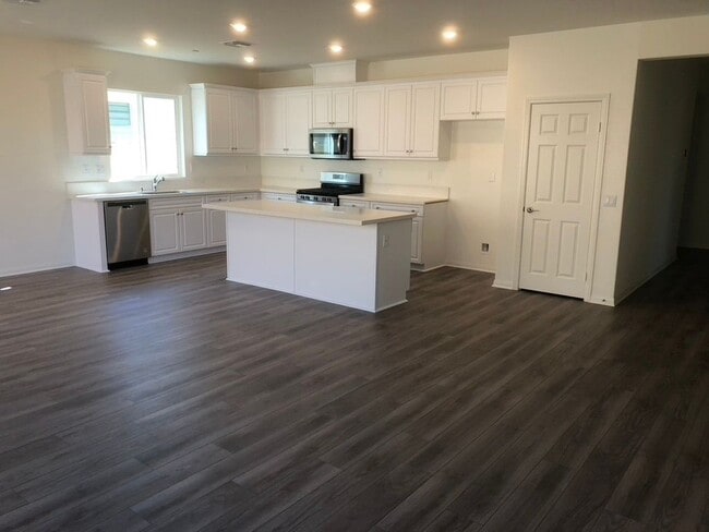 Building Photo - 19806 Barnfield Pl