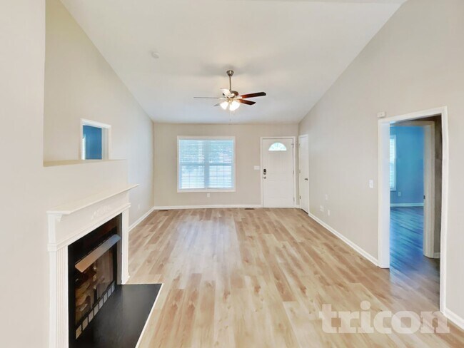 Foto del edificio - 1510 Southtree Ln