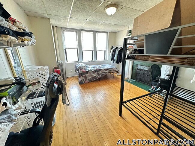 Foto del edificio - 437 Cambridge St