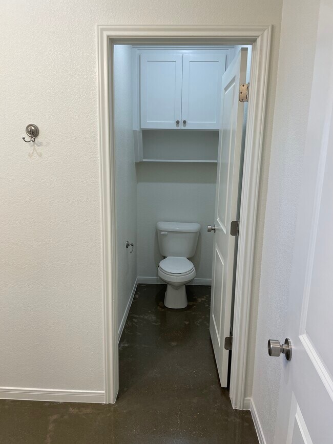 Foto del edificio - 706 Tower Mill Ct