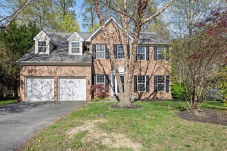 Building Photo - 412 Cross Creek Ct