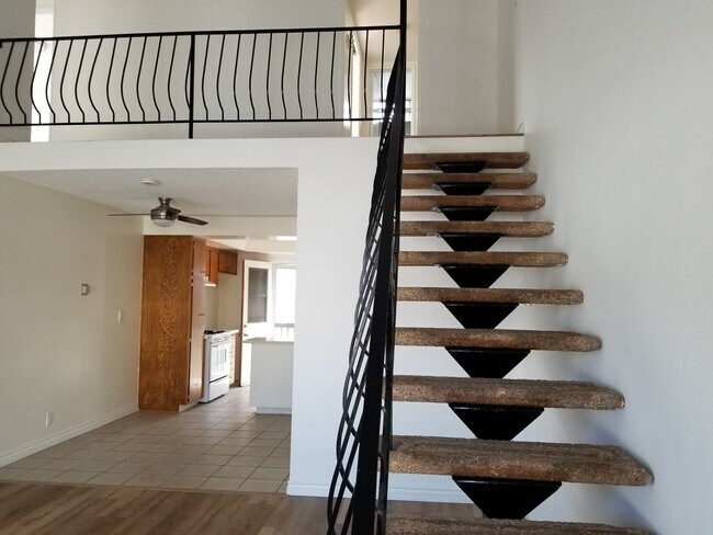 Foto del edificio - 1823 Huntington Ln