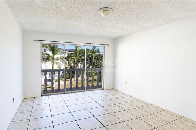 Foto del edificio - 3706 Broadway