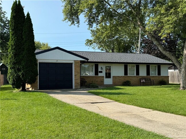Building Photo - 17 Lawndale Ct
