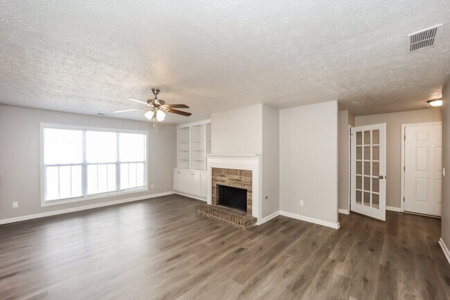 Foto del edificio - 1716 Anniston Dr