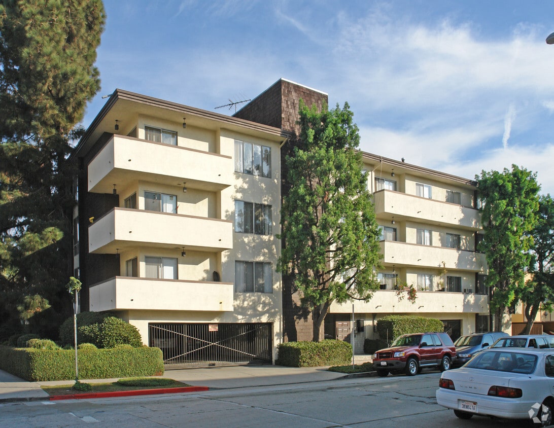 1000 S Wooster St Unit 102, Los Angeles, CA 90035 Apartments in Los