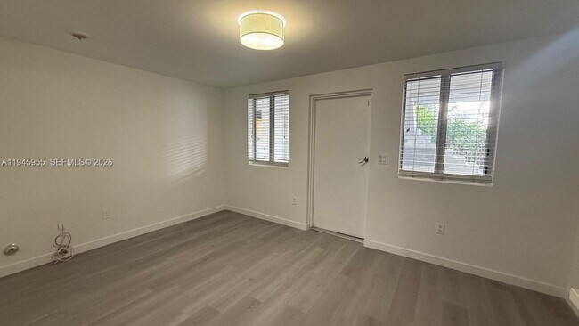 Foto del edificio - 820 15th St