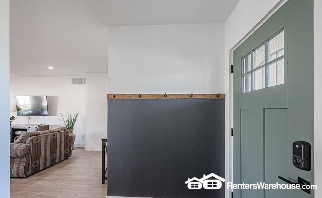 Chalkboard wall - 4001 N 8th Ave