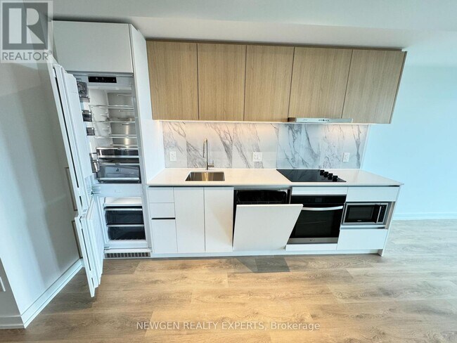 Photo du bâtiment - 1100 Sheppard Ave W