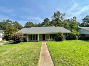 Building Photo - 5510 Gaillard Dr