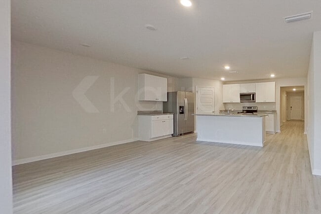 Building Photo - 4776 Malay Cir