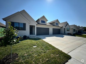 Building Photo - 1436 SW Winthrop Dr
