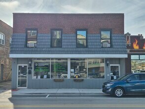 Building Photo - 3208 Grove Ave