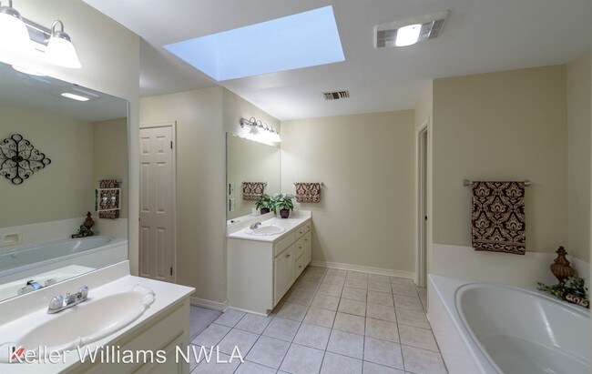 Building Photo - 3 br, 2 bath House - 3477 Bayou Crossing