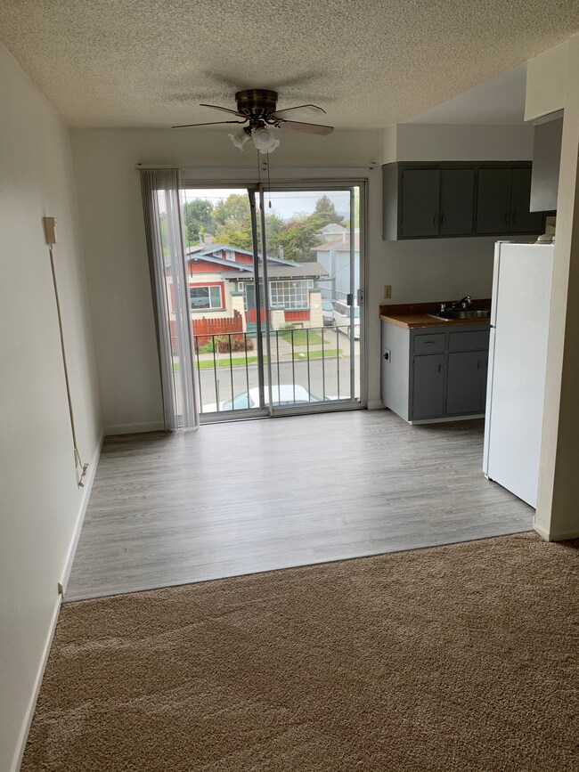 Foto del edificio - 906 Channing Way