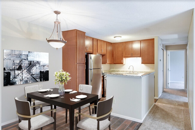 Foto del edificio - Walnut Trails Townhome Apartments