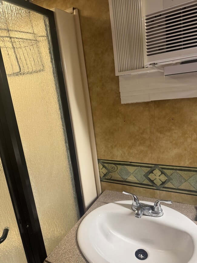 Bathroom section - 11321 SW 246th St