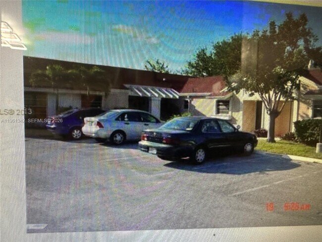 Foto del edificio - 21343 NE 8th Ct