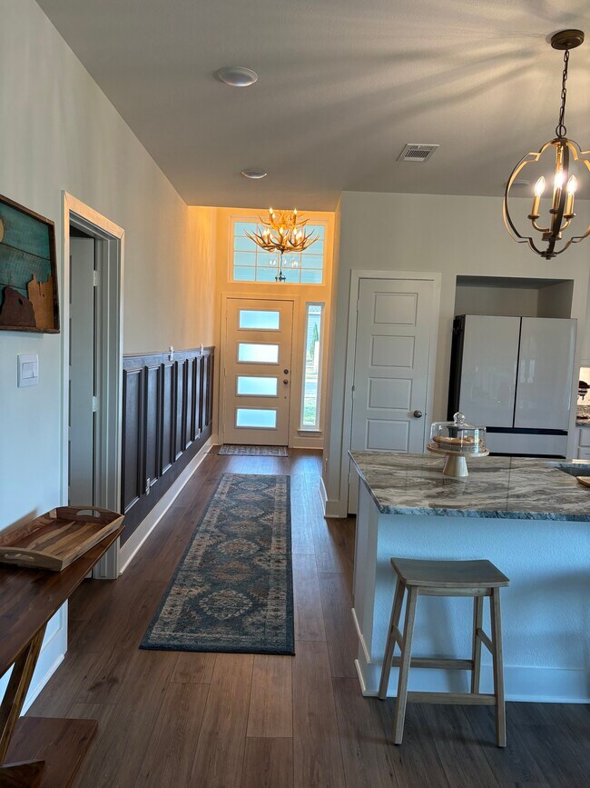 Foto del edificio - 1912 Eliel Ln