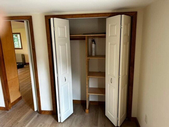 Foto del edificio - 172 Pinkhams Cove Rd